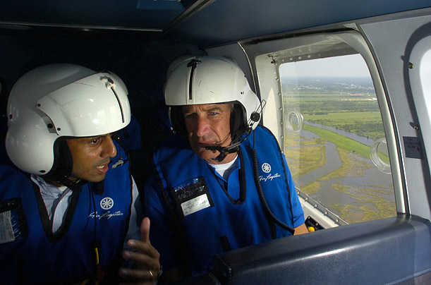 Jindal and US Interior Secretary Dirk Kempthorne fly over Louisiana's marshland while en route to a tour of oil rigs on the Gulf of Mexico
