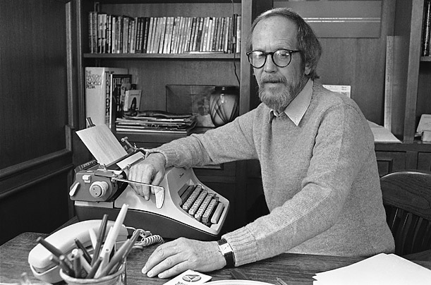 Mystery and crime writer Elmore Leonard has been putting pen to paper for more than 50 years.