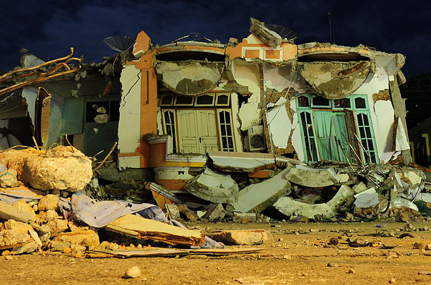Trauma
An earthquake-damaged building lies in Padang, Indonesia.