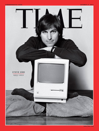 Steve Jobs in his living room in 1984