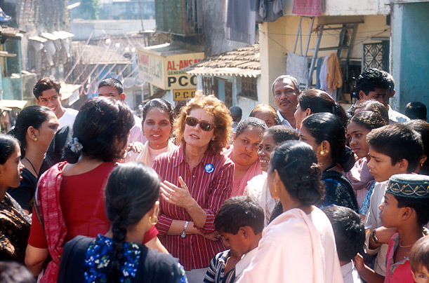 Susan Sarandon Actress Academy Award movies films Bernard and Dorris Dead Man Walking Thelma and Louise Tim Robbins 
