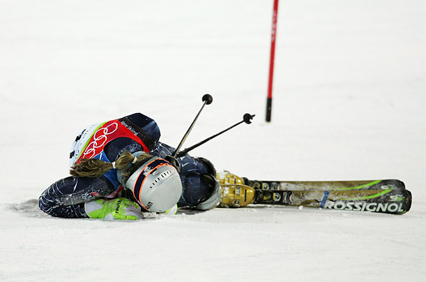 During training at the 2006 Winter Olympics in Turin, Italy, Vonn crashed and was immediately rushed to the hospital.