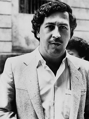 Departamento Puede ser ignorado bádminton Pablo Escobar - Top 10 Real-Life Mob Bosses - TIME