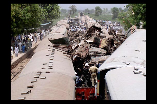 Trains crash in Ghotki, near Karachi, Pakistan, killing at least 118 people and injuring hundreds more in the country's worst crash